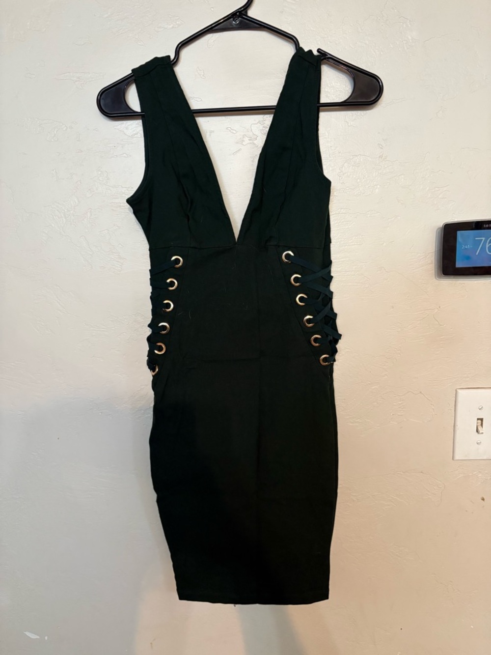 Green Deep V Lace-Up Side Bodycon Dress